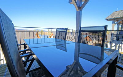 Logement:&nbsp;Lakeside Village 8 10.8