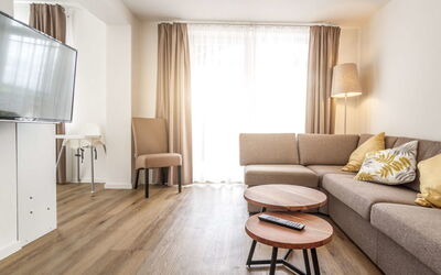 Logement:&nbsp;Lakeside Village 7 10.7