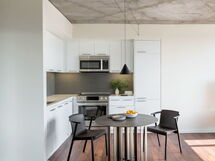 Logement:&nbsp;Aka West Hollywood 6.7