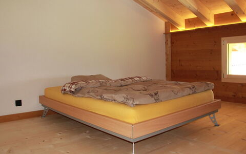 Alphaus Hasler: Meubles, Bâtiment, Confort, Cadre De Lit, Bois, Lit, Sol, Sol, Dur, Tache De Bois