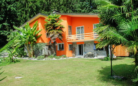 Castro 150: Propriété, Maison, Domicile, Immobilier, Bâtiment, Biens, Architecture, Herbe, Hacienda, Lot Terre