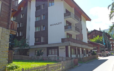 Monazit: Zone Résidentielle, Propriété, Quartier, Maison, Bâtiment, Architecture, Domicile, Immobilier, Ville, Appartement