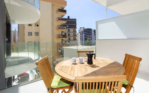 Calpe Beach i: Propriété, Pièce, Design Intérieur, Bâtiment, Maison, Meubles, Immobilier, Domicile, Table, Architecture
