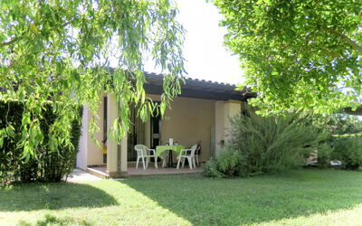 Il Girasole (Cst240) 617.1: Propriété, Maison, Cour, Herbe, Arrière-Cour, Immobilier, Bâtiment, Arbre, Domicile, Chalet