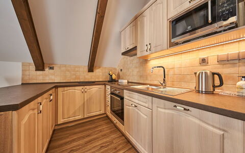 Na Pomezkách: Comptoir, Propriété, Pièce, Cabinetry, Cuisine, Meubles, Design Intérieur, Sol, Bâtiment, Maison