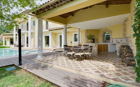 Caliopa: Propriété, Bâtiment, Maison, Domicile, Immobilier, Biens, Patio, Zone Résidentielle, Porche, Cour