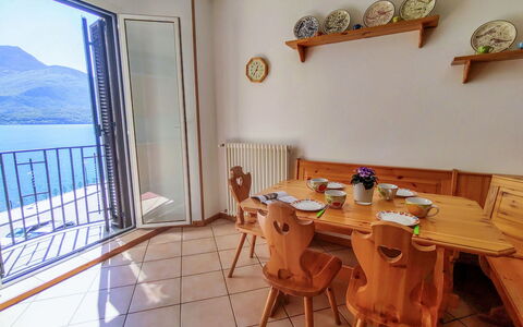 Relax: Table, Meubles, Propriété, Chaise, Bois, Design Intérieur, Architecture, Table Cuisine Et Salle A Manger, Sol, Sol