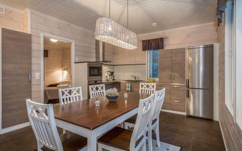 Pertunmaa 603: Meubles, Design Intérieur, Sol, Luminaire, Bois, Plafond, Sol, Cuisine, Table Cuisine Et Salle A Manger, Parquet