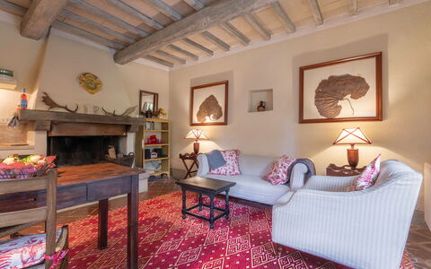 Casa Di Lilli: Meubles, Design Intérieur, Sol, Mur, Sol, Bois, Canapé, Plafond, Salon, Pièce