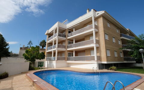 Residencial Mar: Propriété, Bâtiment, Immobilier, Maison, Piscine, Zone Résidentielle, Appartement, Architecture, Domicile, Biens