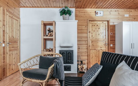 B: Bois, Sol, Sol, Meubles, Parquet, Design Intérieur, Lit Superposé, Pièce, Tache De Bois, Dur