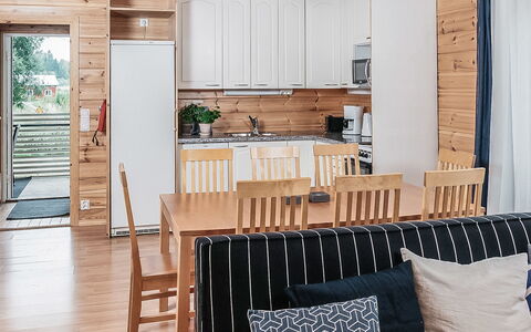 B: Bois, Sol, Sol, Meubles, Parquet, Design Intérieur, Lit Superposé, Pièce, Tache De Bois, Dur
