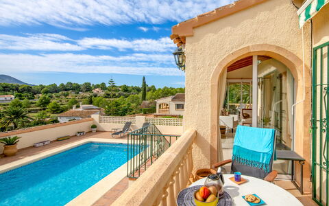 Isabelle: Propriété, Bâtiment, Immobilier, Maison, Piscine, Recours, Villa, Vacances, Bleu Azur, Biens