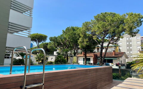Lignano Sabbiadoro 641: Piscine, Recours, Appartement, Design Urbain, Composite, Condominium, Ombre, Loisir, Eco Hôtel, Balcon