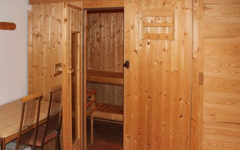 Villa Meike (Insel Poel): Pièce, Tache De Bois, Bois, Mur, Meubles, Lumber, Dur, Porte, Placard, Bâtiment