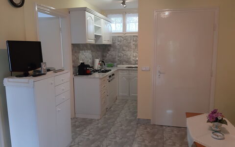Szabo: Cabinetry, Bâtiment, Bois, Design Intérieur, Comptoir, L'Horloge, Électroménager, Sol, Sol