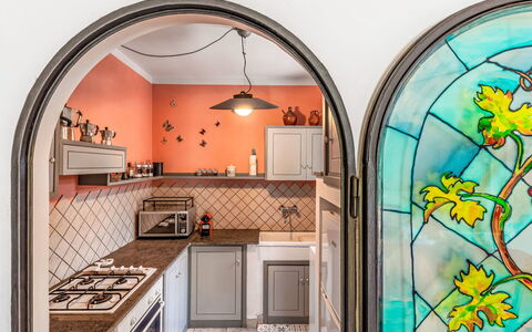 Casale di Befania: Design Intérieur, Cuisine, Sol, Éclairage, Sol, Comptoir, Plafond, Meubles, Pièce, Luminaire Plomberie