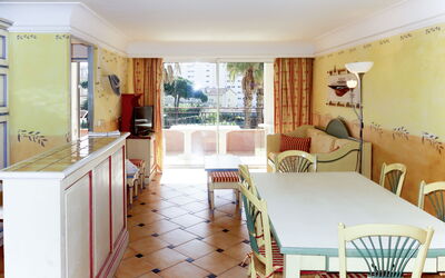 Logement:&nbsp;Port Marine 256A 688.2