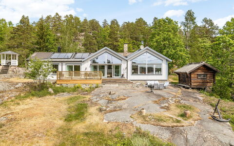 Bergstigen Gunnebo: Plante, Ciel, Nuage, Communauté Des Plantes, Écorégion, Bâtiment, Paysage Naturel, Arbre, Maison, Lot Terre