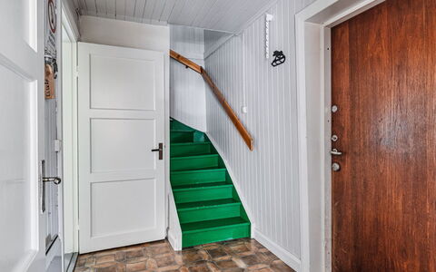 Mjöshult: Porte, Bois, Bâtiment, Escaliers, Sol, Sol, Accueil Porte, Tache De Bois