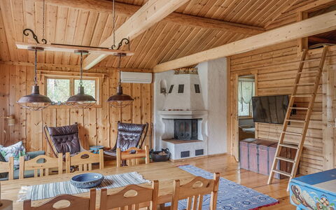 Kvisthån Tallen: Propriété, Meubles, Table, Cadre, Bois, Canapé, Design Intérieur, Bâtiment, Faisceau, Chaise