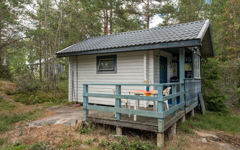 Boda Åsen Jaktstugan: Plante, Propriété, Fenêtre, Arbre, Bois, Lot Terre, Ciel, Chalet, Maison, Herbe