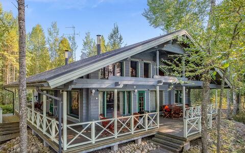 Villa Tilia: Lit, Meubles, Chambre, Design Intérieur, Literie, Drap De Lit, Sol, Bois, Sol, Pièce