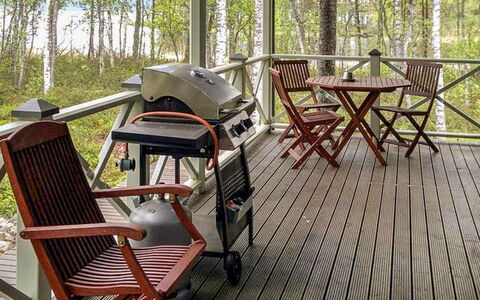 Villa Tilia: Lit, Meubles, Chambre, Design Intérieur, Literie, Drap De Lit, Sol, Bois, Sol, Pièce