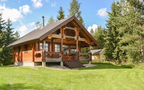 Käenpesä: Bois, Sol, Sol, Meubles, Parquet, Design Intérieur, Lit Superposé, Pièce, Tache De Bois, Dur
