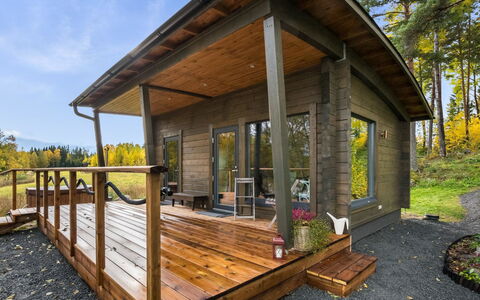 Villa Kurki: Bois, Porche, Meubles, Dur, Plate-Forme, Parquet, Tache De Bois, Planche, Mobilier De Jardin, Chaîne De Montagnes