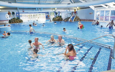 Cleethorpes 900: Piscine, Centre De Loisirs, Loisir, Des Loisirs, L'Eau, Amusement, Des Sports, Complexe Sportif