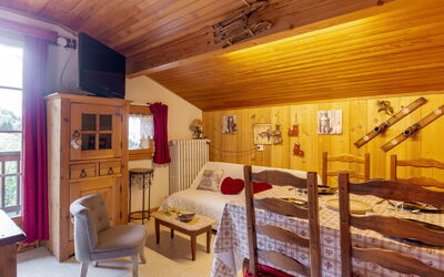 Logement:&nbsp;A la Claire Fontaine 2 535.2