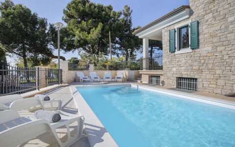 Villa Beach Front: Piscine, Propriété, Immobilier, Maison, Bâtiment, Domicile, Zone Résidentielle, Appartement, Biens, Loisir