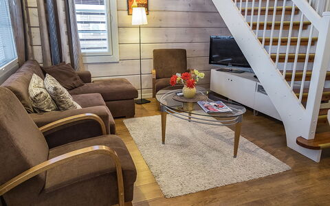 Lepolinna B: Bois, Chalet, Cabane En Rondins, Forêt, Cabanon, Batiments Jardin, Mélèze, Des Bois, Tache De Bois