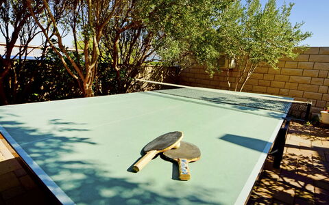 Sofija: Ciel, Arbre, Table, Vacances, Bois, Maison, Toit, Réflexion, Montagne