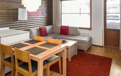 Nordic Chalet 9209