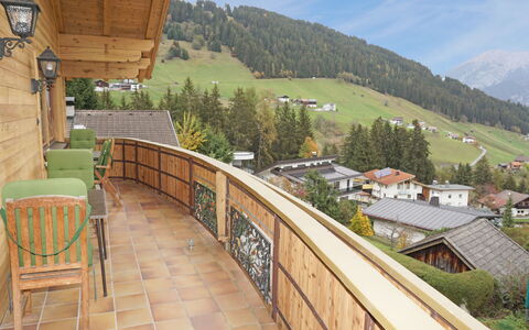 Riccardo: Ciel, Propriété, Bâtiment, Plante, Nuage, La Nature, Montagne, Bois, Arbre, Maison