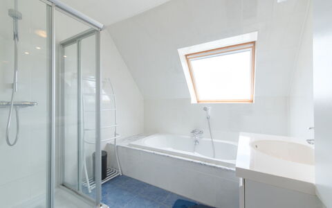 De Haan 930: Salle De Bains, Propriété, Pièce, Design Intérieur, Sol, Maison, Baignoire, Bâtiment, Architecture, Immobilier