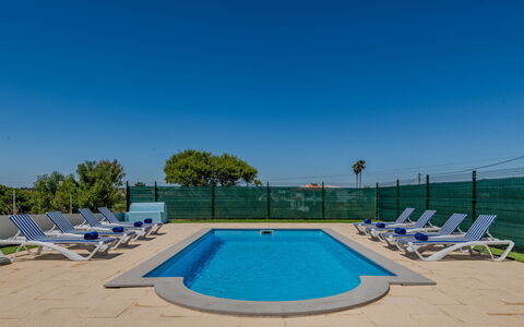 Casa Do Sol: Bleu, Mobilier De Jardin, Piscine, Ombre, Chaise, Centre De Loisirs, Hôtel, Recours