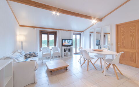 De Haan 210: Propriété, Pièce, Meubles, Bâtiment, Design Intérieur, Immobilier, Maison, Plafond, Sol, Suite