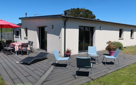 Ty Amiets: Plante, Propriété, Meubles, Mobilier De Jardin, Immobilier, Ombre, Maison, Toit, Porte, Tente