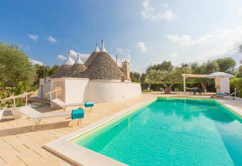 Trullo Del Mandarino: Propriété, Piscine, Bâtiment, Villa, Immobilier, Maison, Biens, Vacances, Loisir, Architecture