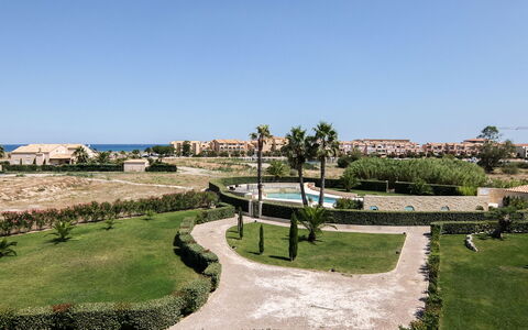 Presqu'île de la Lagune: Ciel, Plante, Lot Terre, Arbre, Paysage Naturel, Herbe, Plaine, Paysage, Design Urbain, Prairie