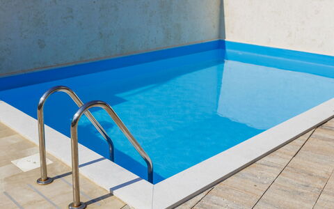 Villa Leonardo: Piscine, Bleu, Sol, Sol, Composite, Tuile, Ombre, Conception, Recours, Mobilier De Jardin