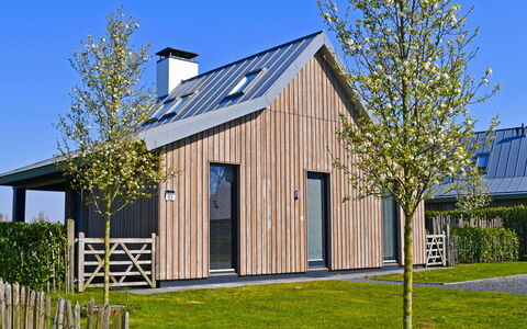 Oesterdam Resort: Maison, Domicile, Propriété, Zone Résidentielle, Bâtiment, Immobilier, Arbre, Chalet, Siding, Architecture