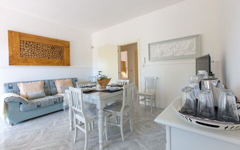 Villa Nettuno: Pièce, Propriété, Meubles, Design Intérieur, Salon, Bâtiment, Table, Maison, Immobilier, Domicile