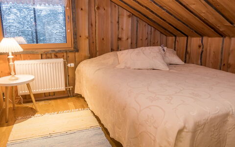 Villa Aurora: Lit, Chambre, Sol, Design Intérieur, Sol, Bois, Drap De Lit, Meubles, Literie, Plafond