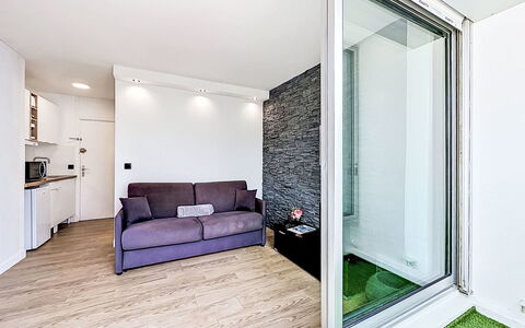 Logement:&nbsp;Paradis du Soleil 100.6