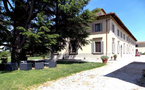 Villa Sandra: Propriété, Bâtiment, Maison, Immobilier, Domicile, Biens, Architecture, Villa, Quartier, Zone Résidentielle