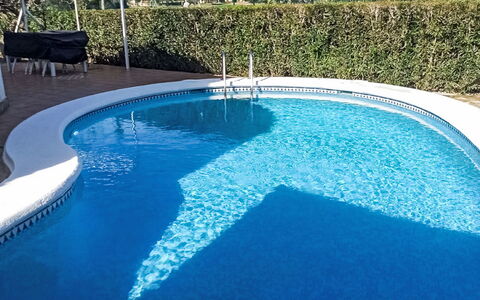 Golf Y Playa: L'Eau, Bleu Azur, Plante, Rectangle, Monde, Piscine, Aqua, Loisir, Composite